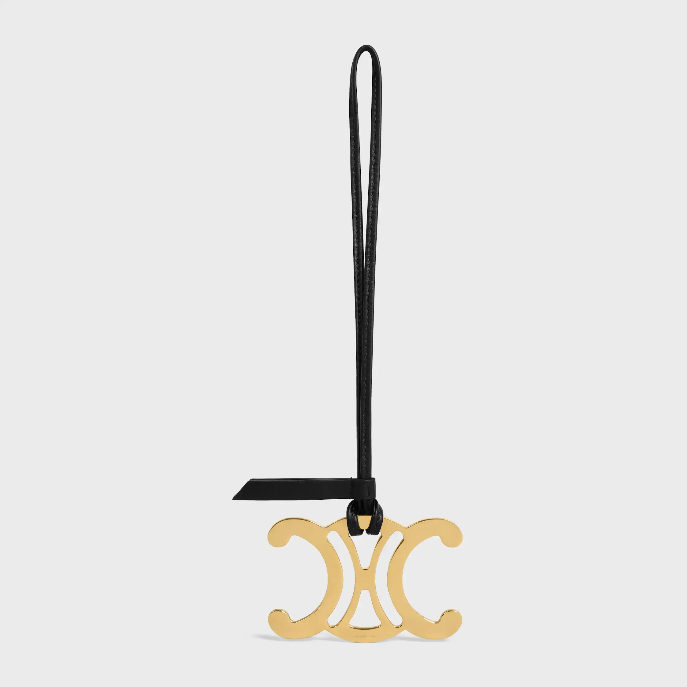 MAXI TRIOMPHE CHARM EM METAL E PELE DE CORDEIRO LISOS