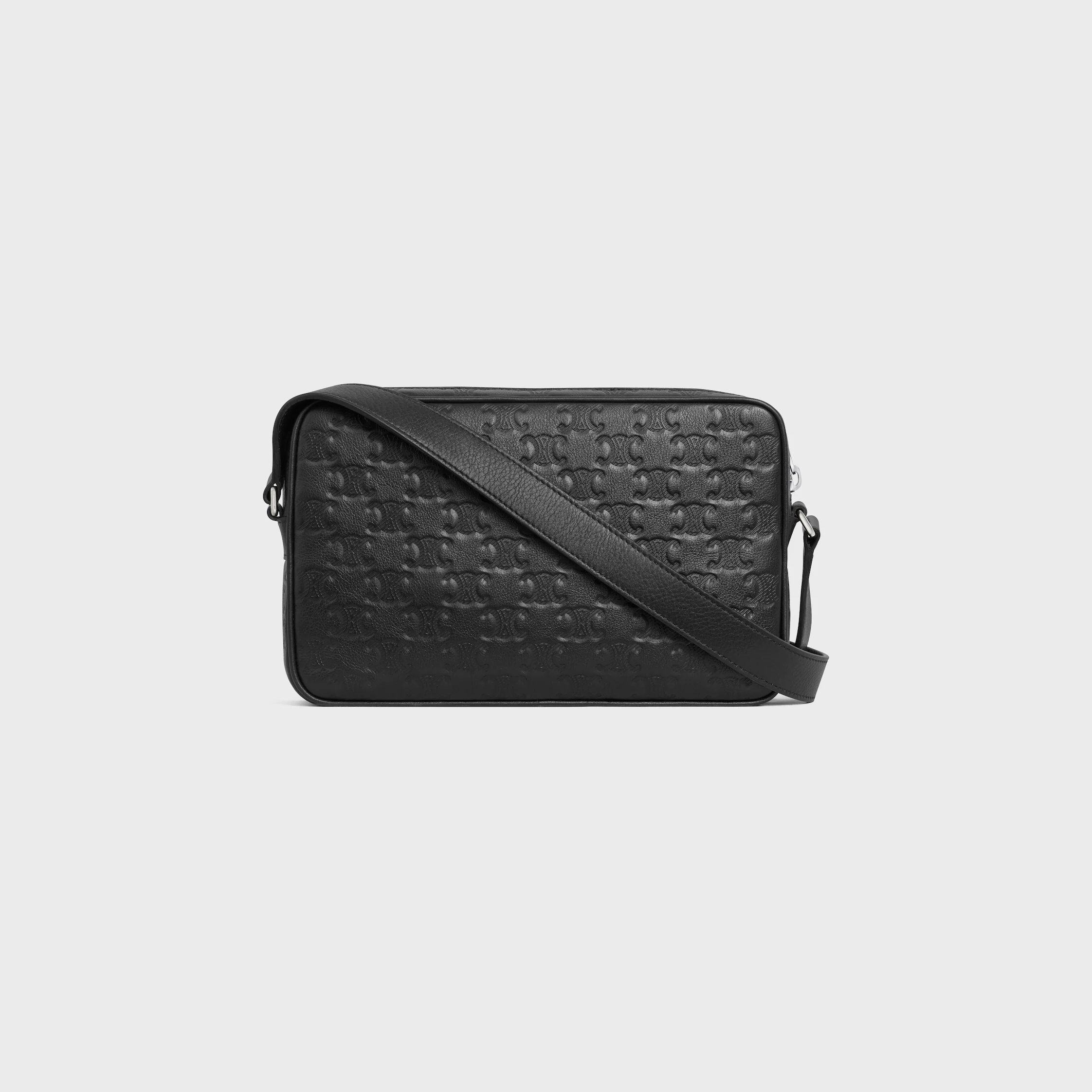 Bolsa de ombro média em couro de bezerro com relevo triomphe