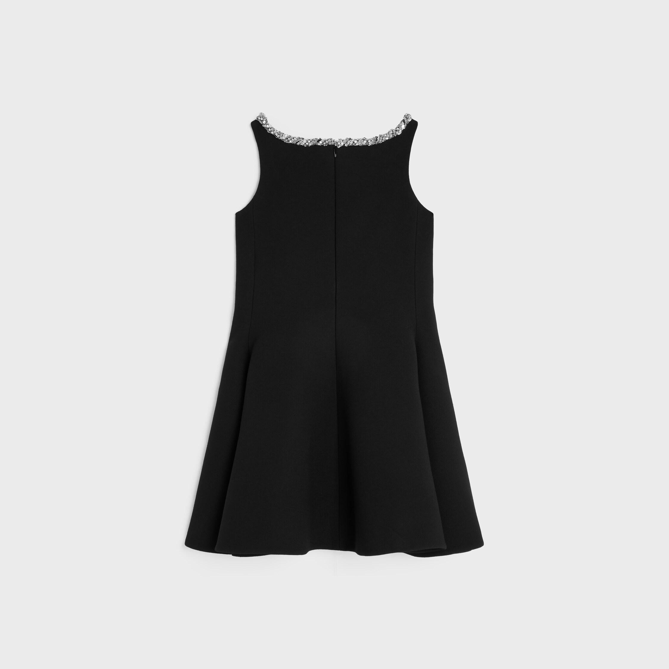 vestido bordado IN em crepe de lã dupla