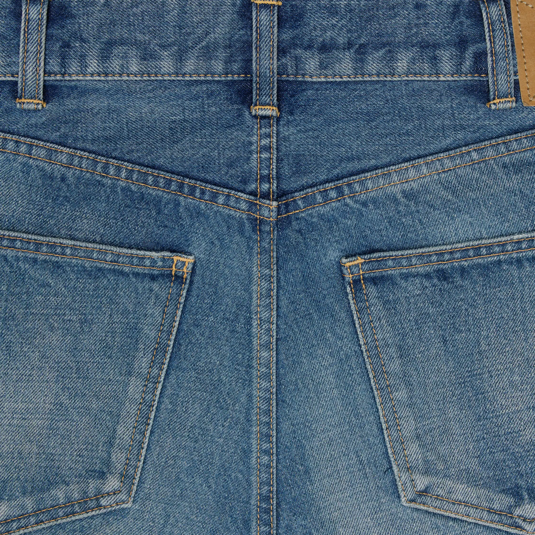 Calças jeans lou em denim de algodão