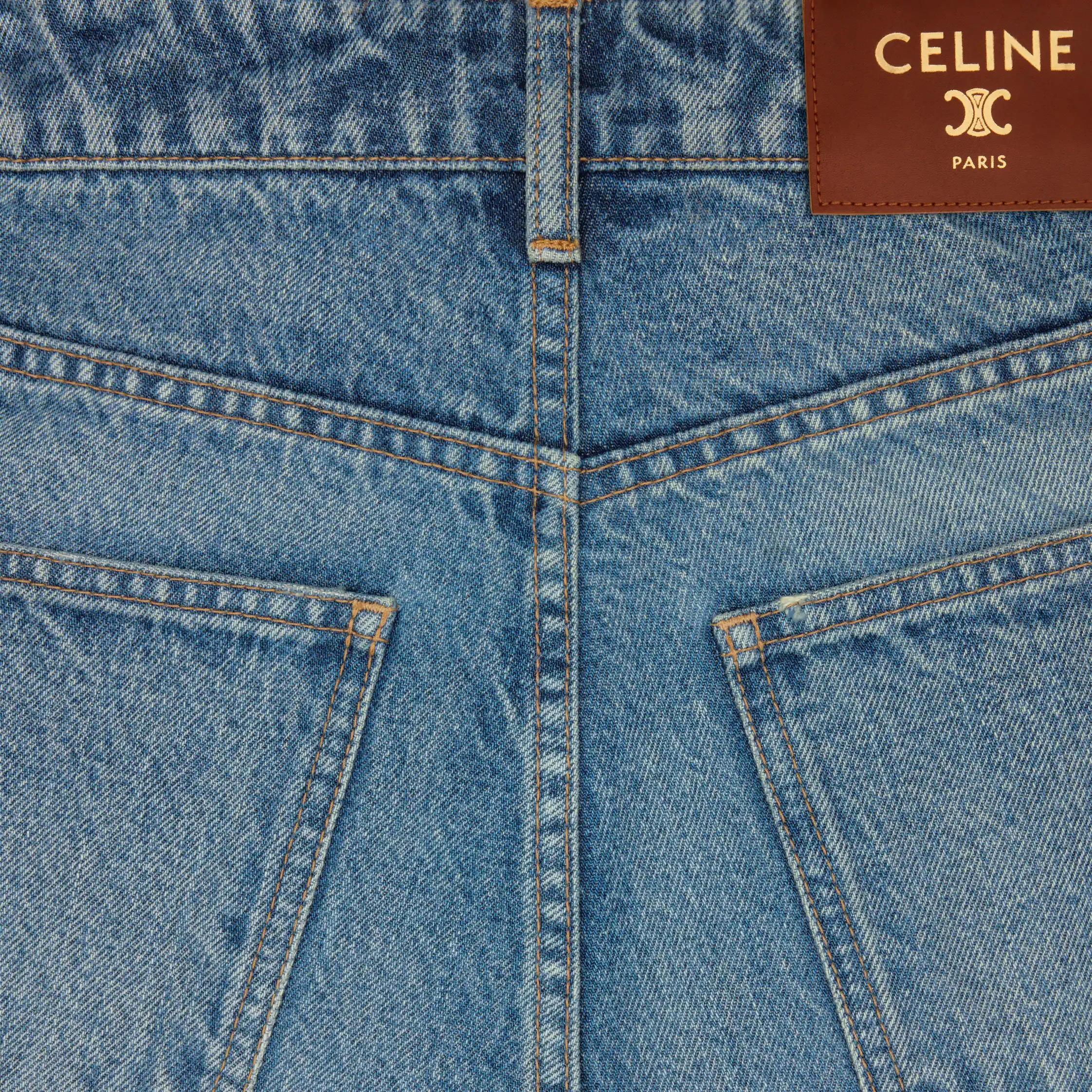 calças flare 001 em denim