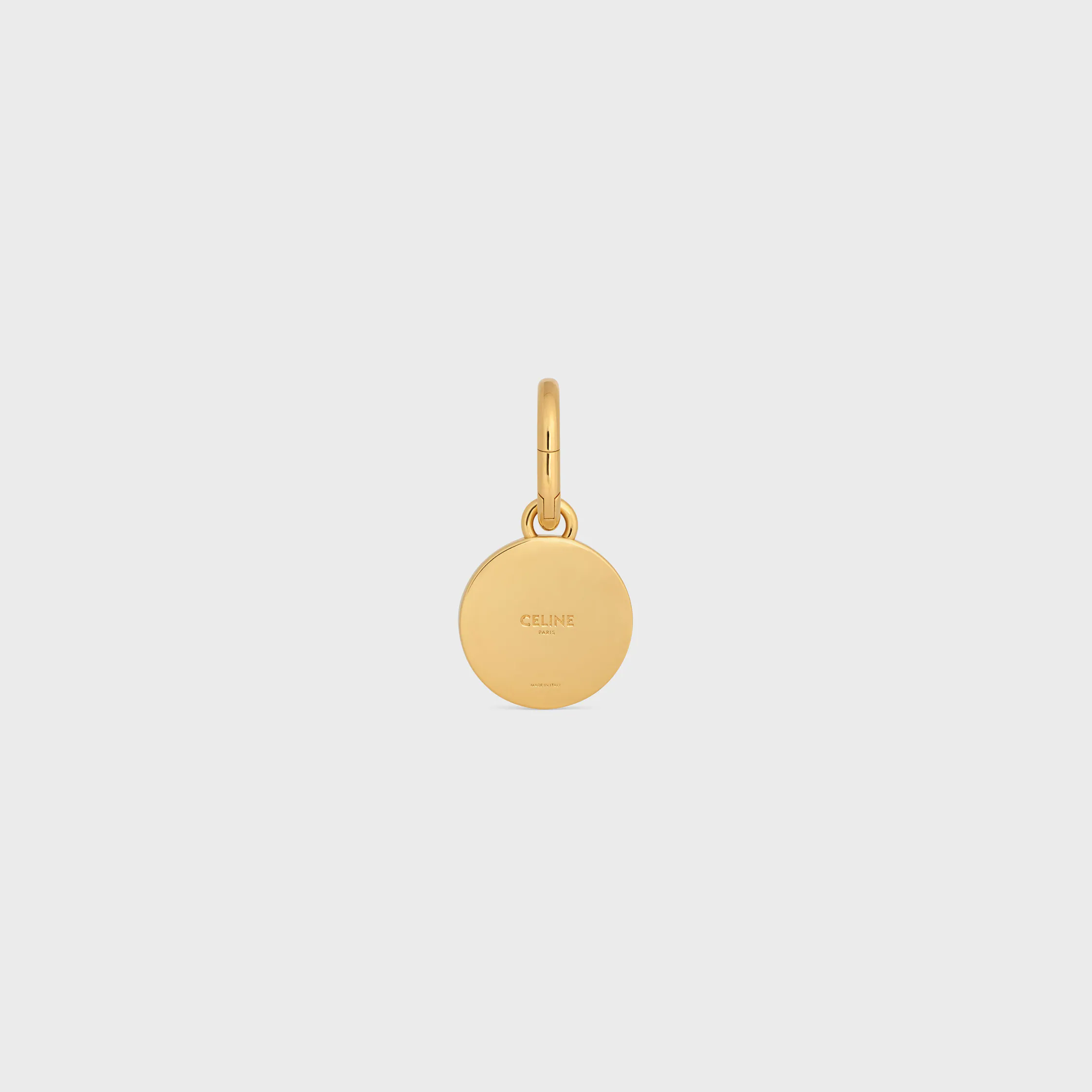 CHARM PÉROLA MEDALHA EM PÉROLA DE RESINA E LATÃO COM ACABAMENTO DOURADO