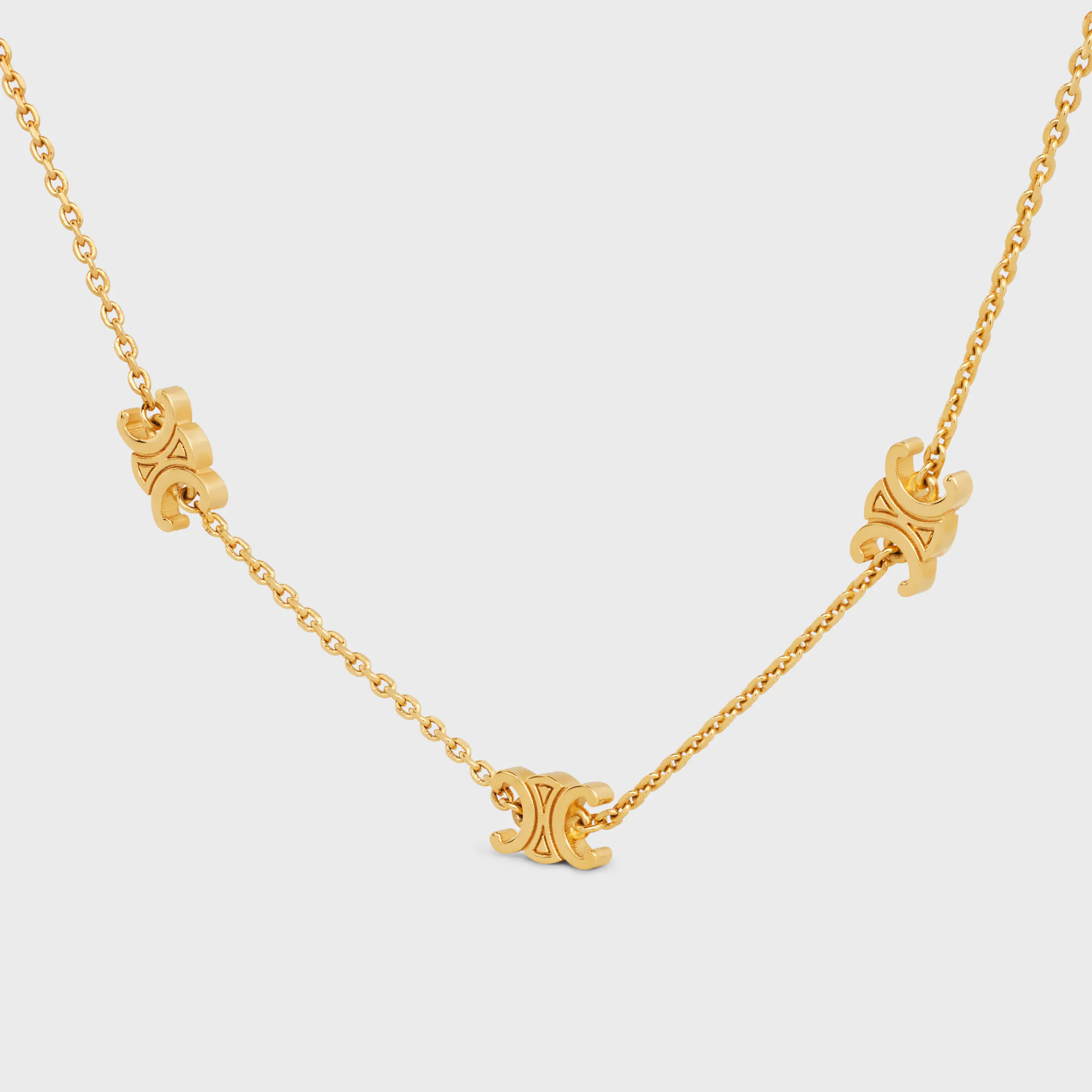 Colar Triomphe Mini Triomphe em Latão com Acabamento Dourado