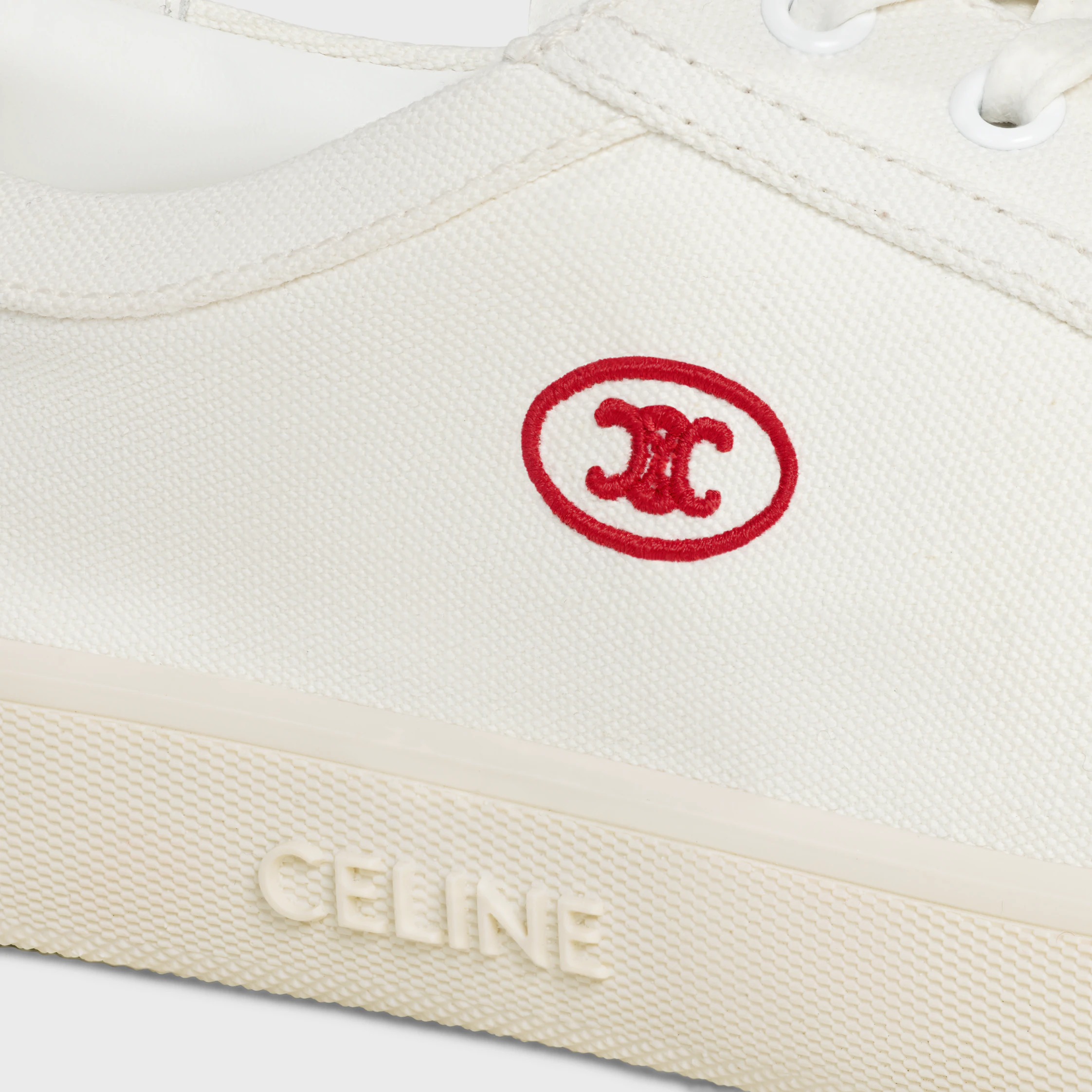SNEAKER BAIXO CELINE LOU COM AMARRAÇÃO EM LONA E COURO DE VACA COM LOGOTIPO TRIOMPHE