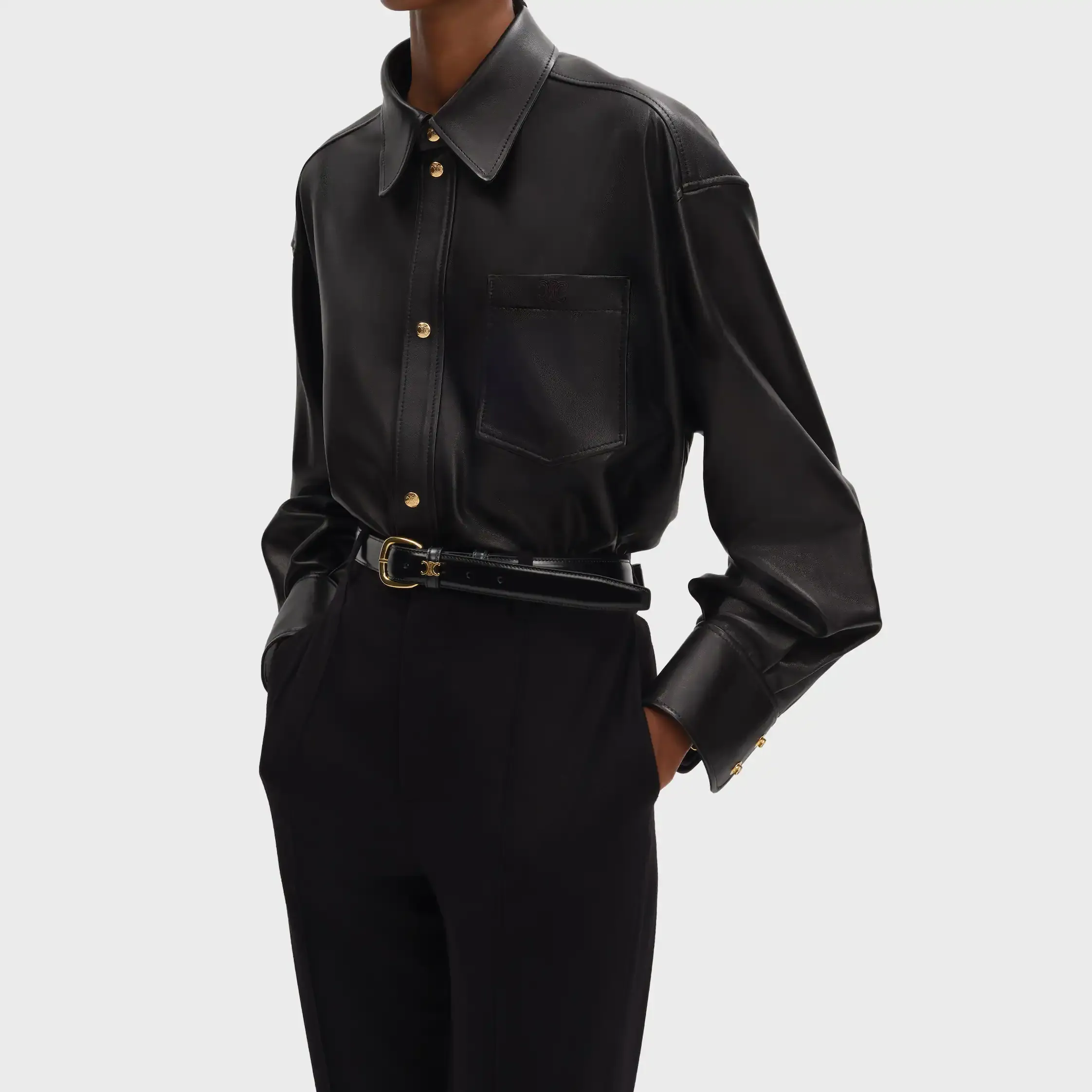 Camisa em couro de cordeiro macio