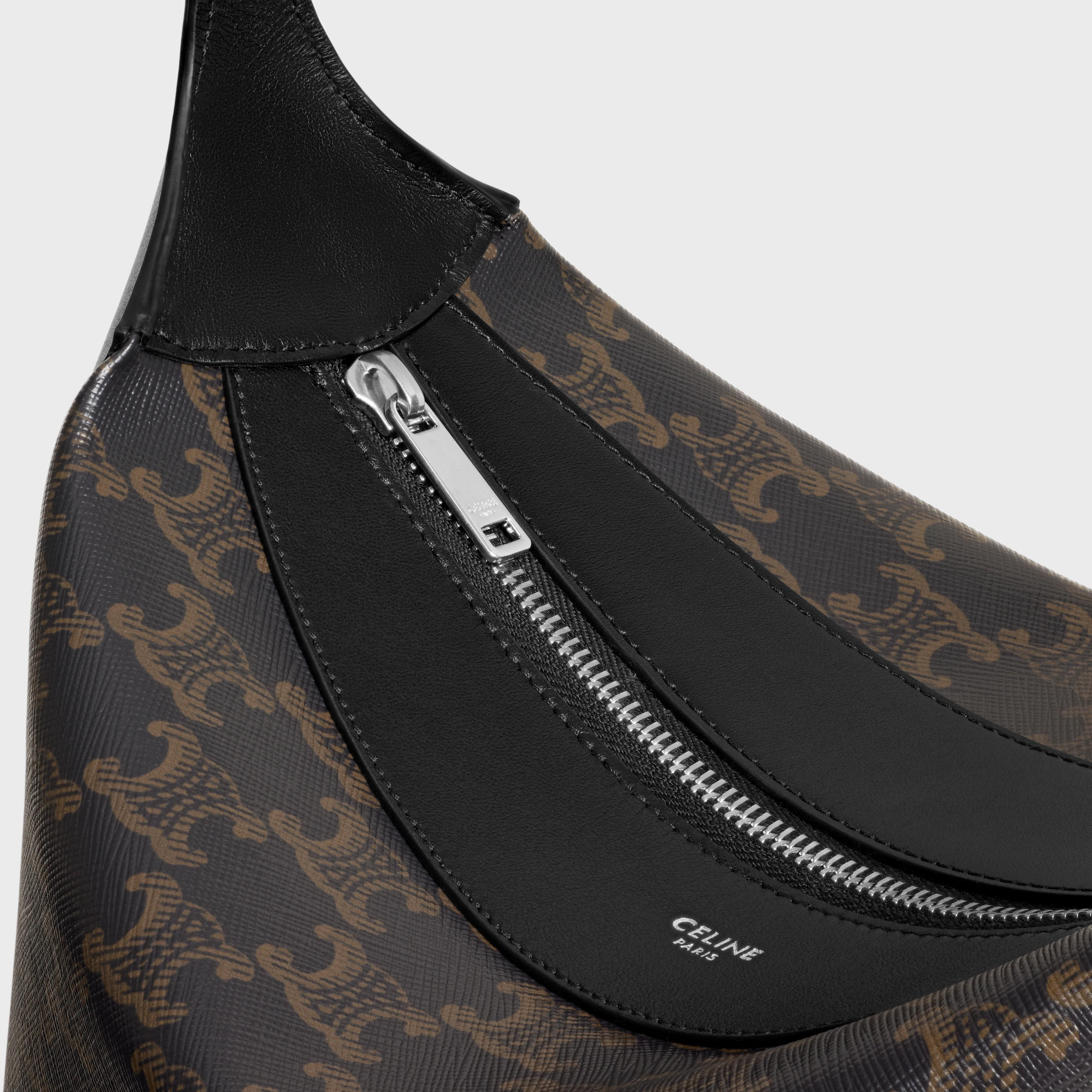 BOLSA CROSSBODY HARRY EM TECIDO TRIOMPHE E COURO DE VACA