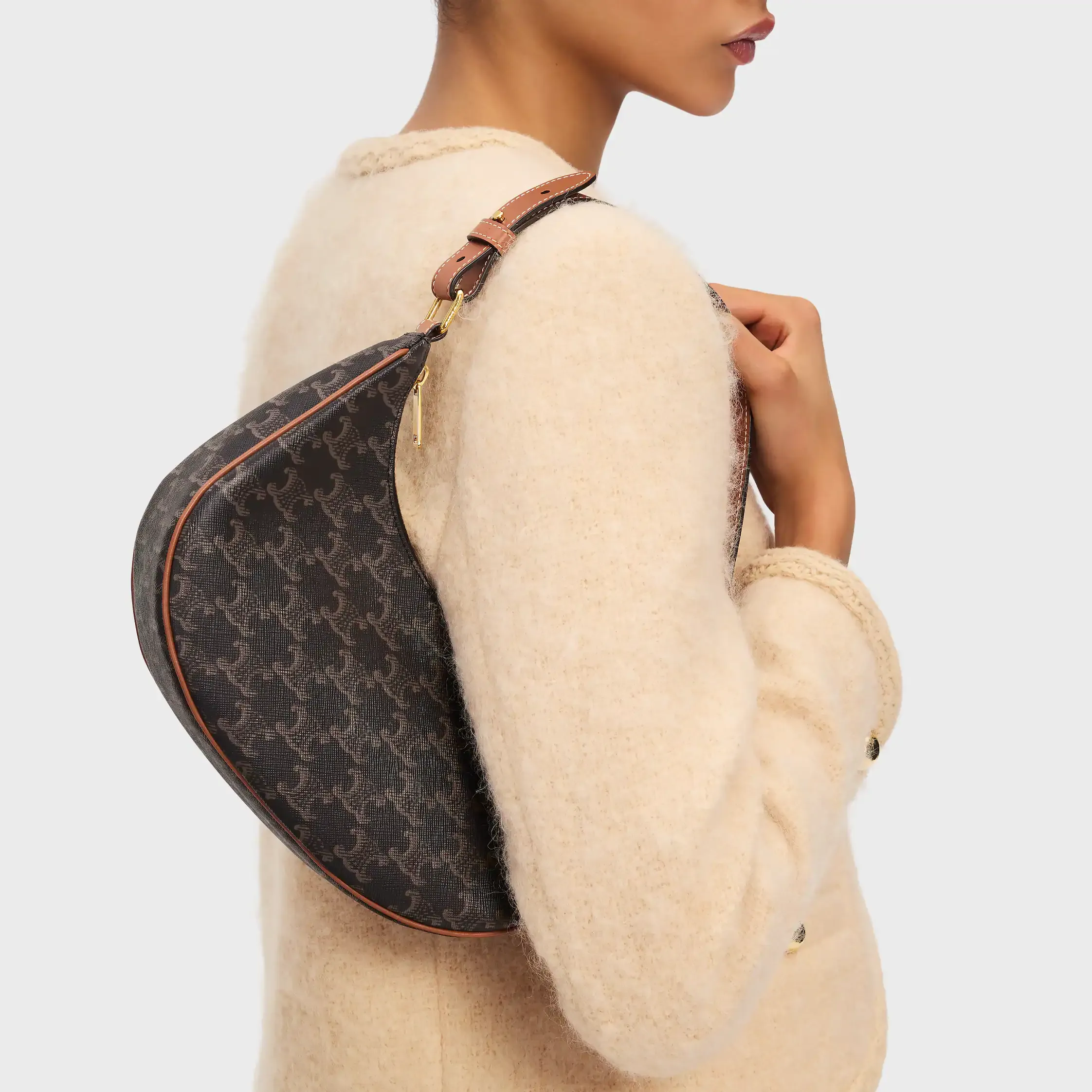 Ava Bag IN Triomphe Canvas e couro de bezerro