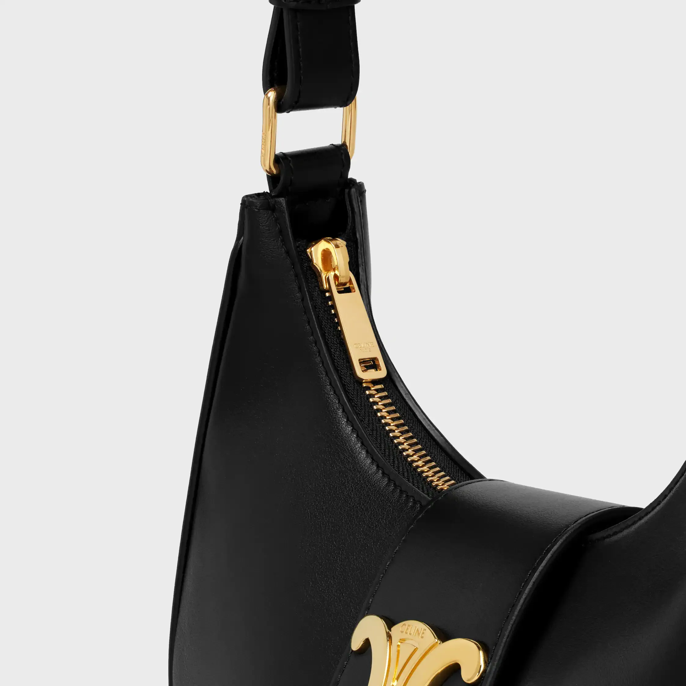BOLSA MEDIUM AVA TRIOMPHE EM COURO DE VACA LISO