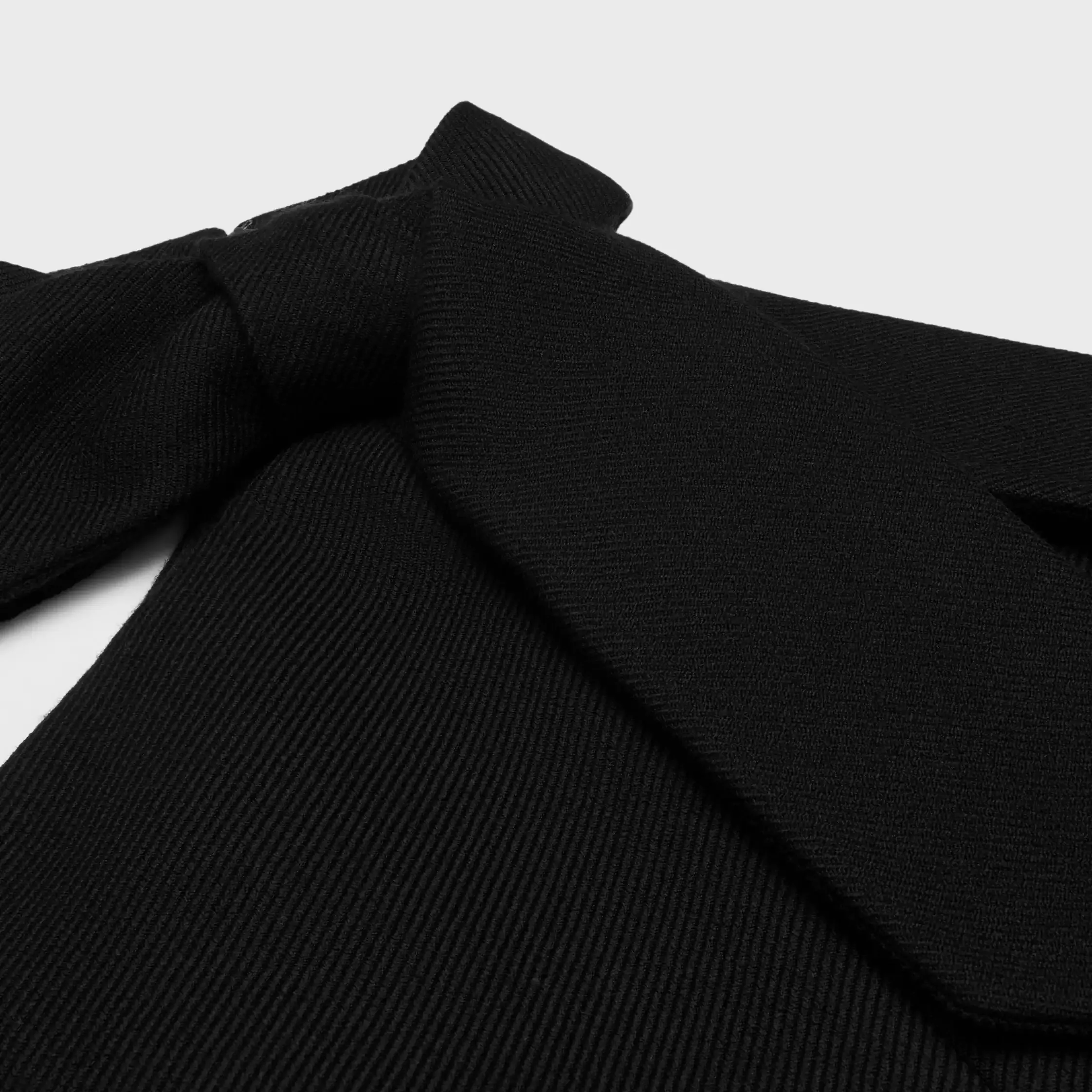 vestido em tricotine de lã