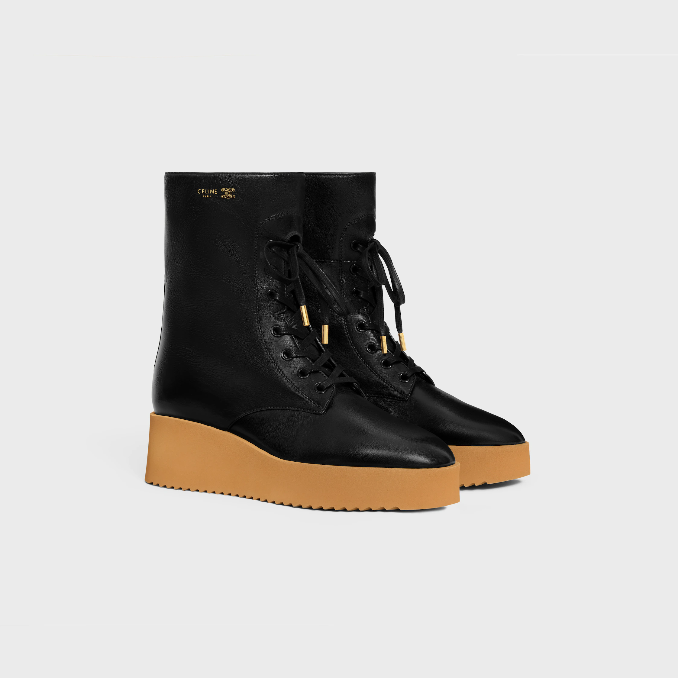 BOTA AUSTIN COM FECHO EM COURO BRILHANTE