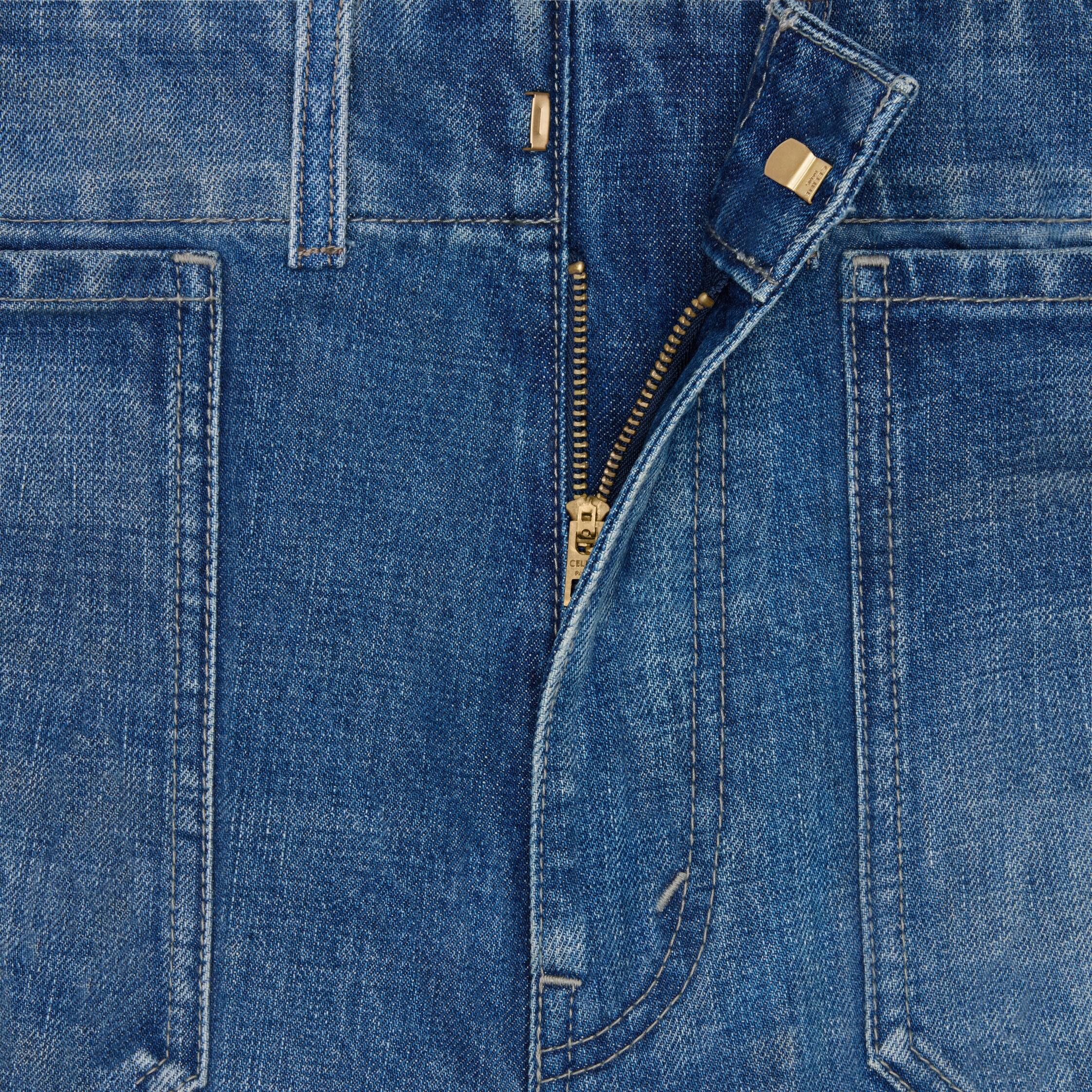 calças flare 002 EM DENIM DE ALGODÃO LEVE